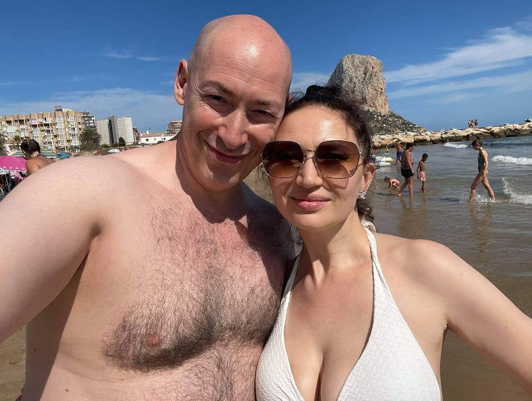 \"Силикон\", – Гордон отреагировал на фото с женой Алесей Бацман в ...